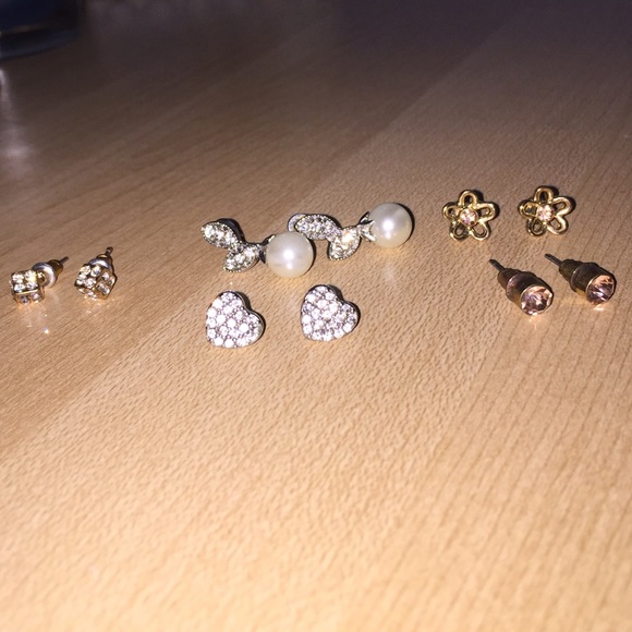 Mix & match set of silver & gold stud earrings