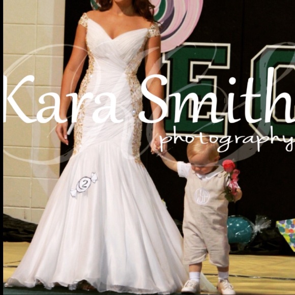 Prom and Pageant dresses - Picture 2 of 2