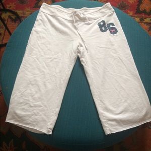 Pink VS comfy capris