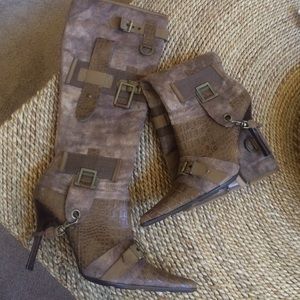 Brown Cache Heel Boots Sz 8