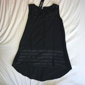 Fancy black tank top! ❤️