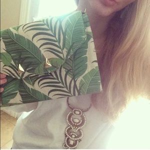 LE Stella & Dot Palm Print Clutch