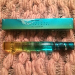 MAC Turquatic Roller Ball Perfume