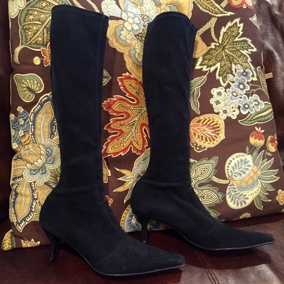 Stuart Weitzman Black Suede Knee High Boots - 7.5