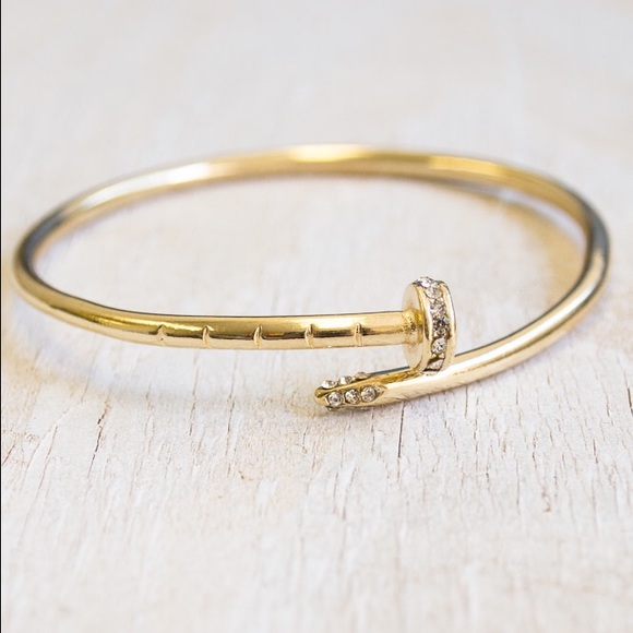 Jewelry - Gold nail bracelet