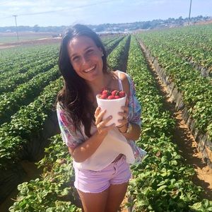 Meet your Posher, Alina