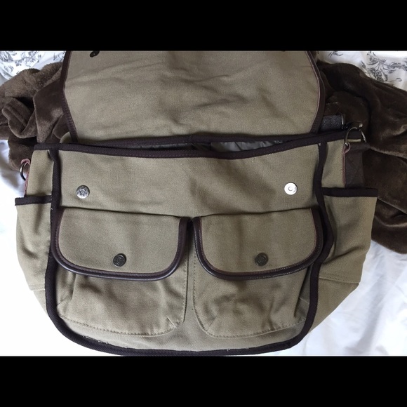 True religion satchel