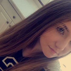 Meet your Posher, Lola