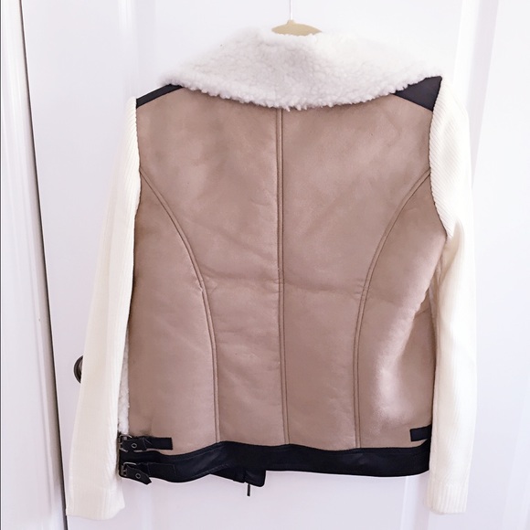 FLASH SALE! Plush Sherpa Jacket - Picture 3 of 3