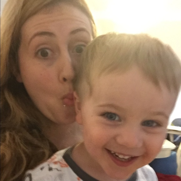 Meet your Posher, Danielle - Picture 3 of 4