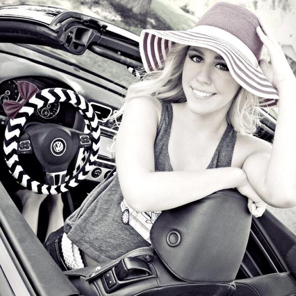 Meet your Posher, Sydney