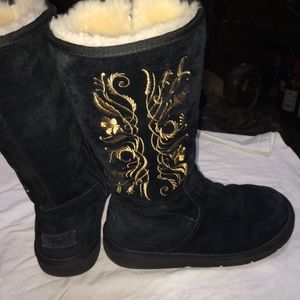 Tall ugh boots