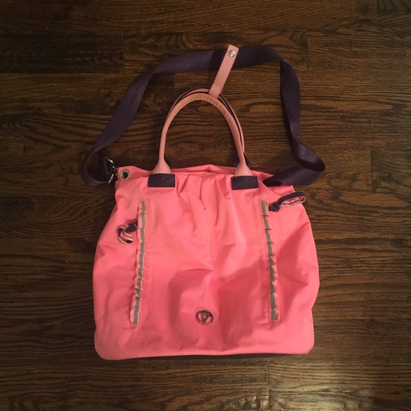 Lululemon work out bag