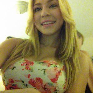 Meet your Posher, Alma