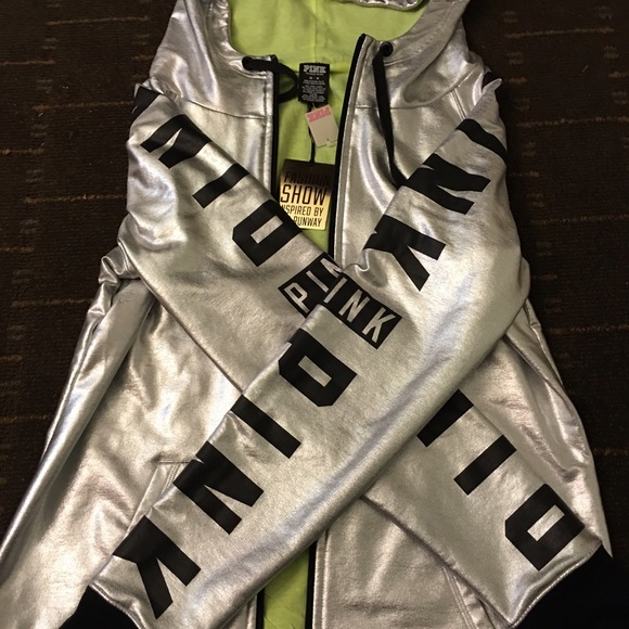 Sold - Picture 3 of 4