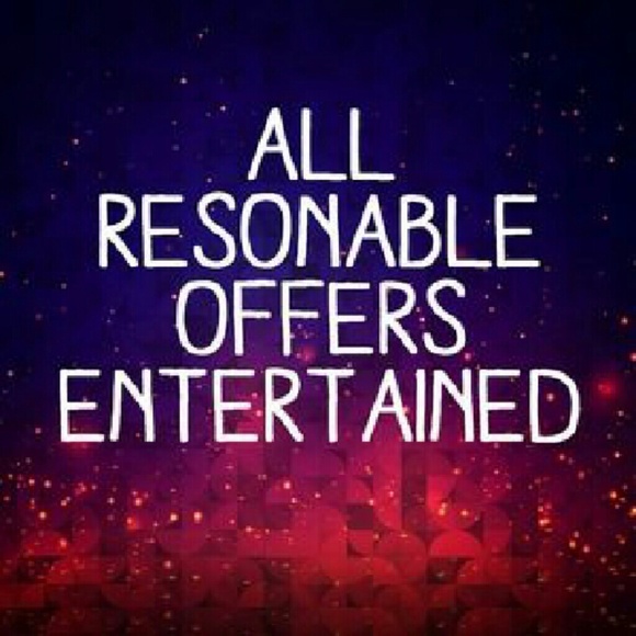 💲💲MAKE AN OFFER! !🌼🌼