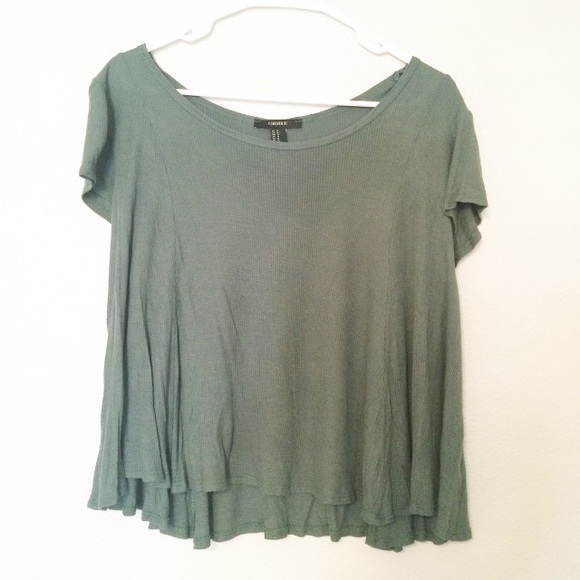 Forever 21 teal crop top.