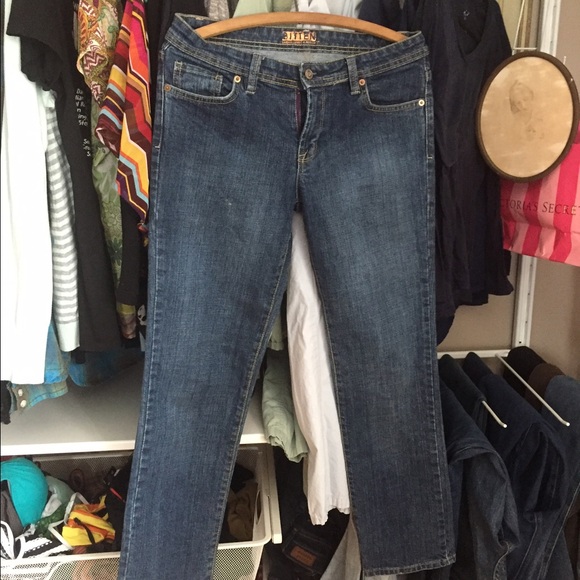 Jeans - Picture 3 of 3