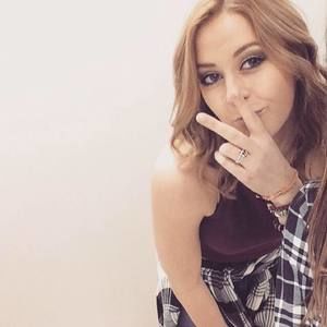 Meet your Posher, Justine