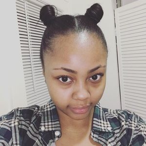 Meet your Posher, Nkechi