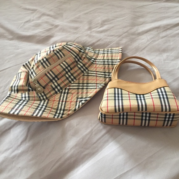 ❤️SOLD❤️Cute hat and purse