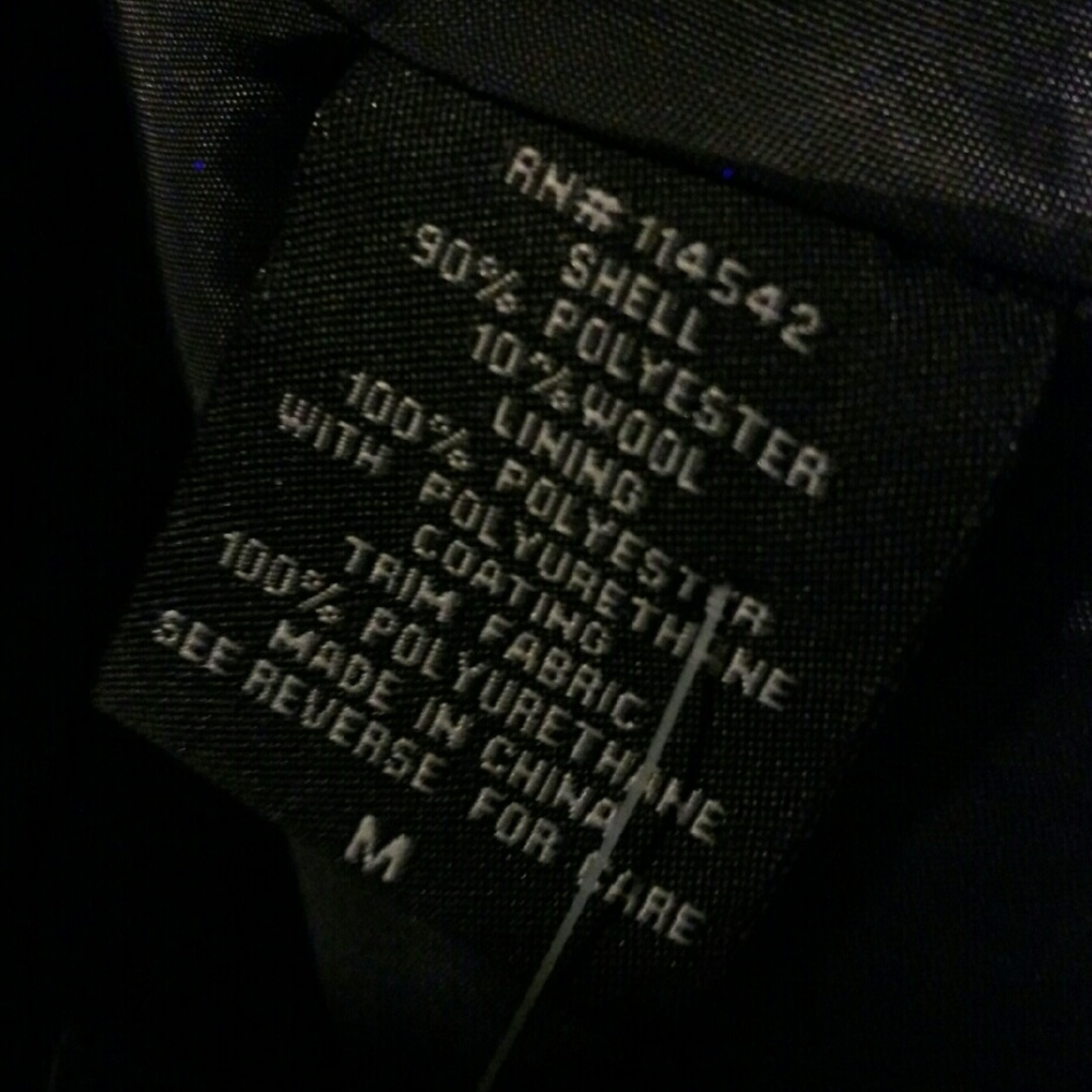 Cape Coat - Picture 3 of 3