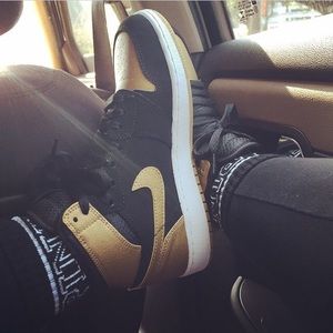 Meet your Posher, Michaela