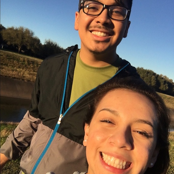 Meet your Posher, Alex - Picture 2 of 4