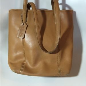 🚫SOLD!!! Vintage Coach Camel Tote Beige Tan Cowhi