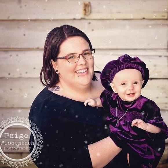 Meet your Posher, Cassandra