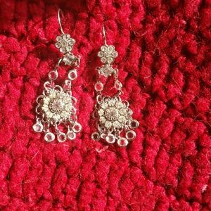 Dressy Sparkling Dangling Earrings