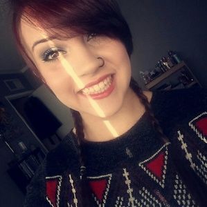 Meet your Posher, Tayler