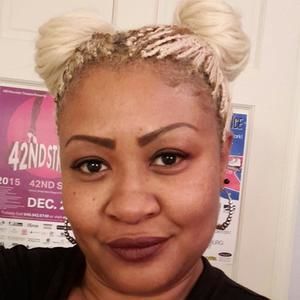 Meet your Posher, Ebony