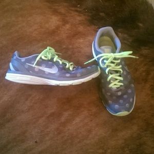 Nike free..final price drop..no offers