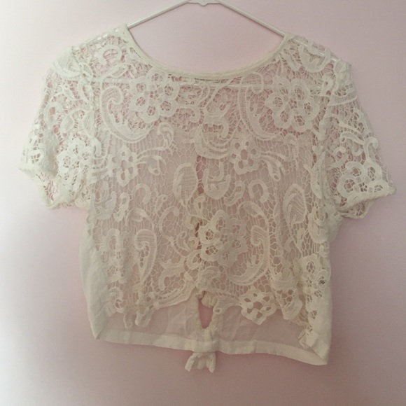 Millau Tops - White lace crop top