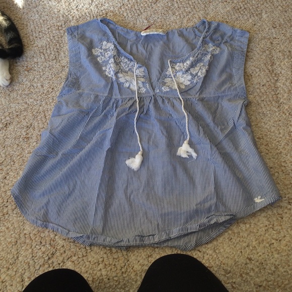 Abercrombie & Fitch top