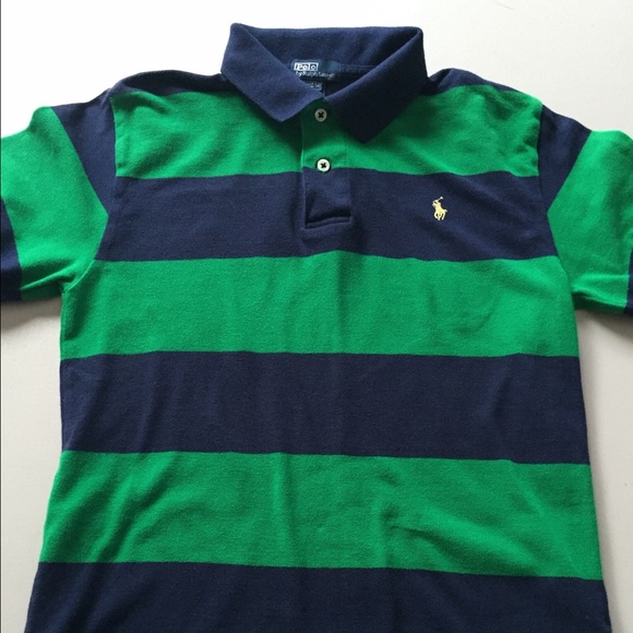 Short sleeve polo shirt