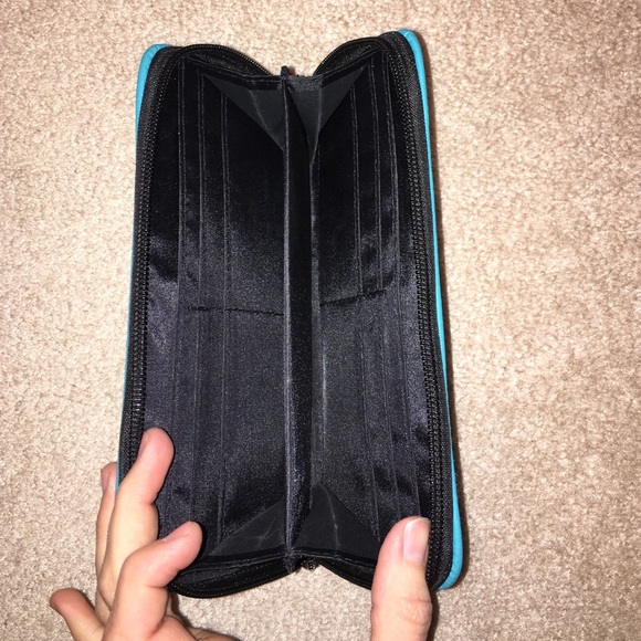 Wallet - Picture 2 of 2