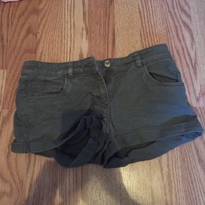 Green midi shorts