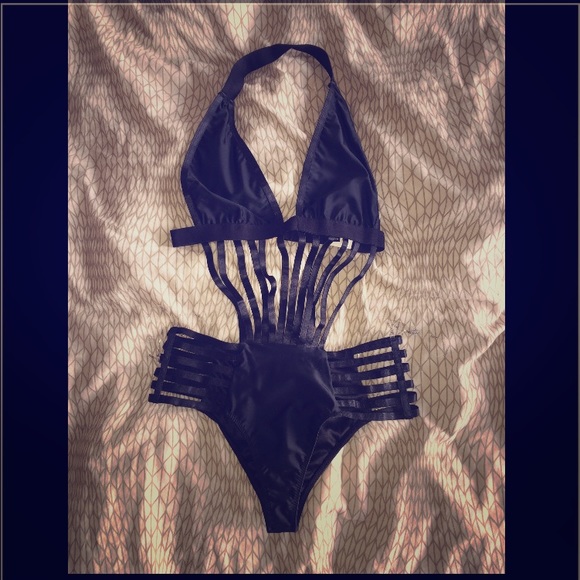 International: Body Suit/Swim Suit