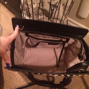 Michael Kors like Selena studded cross body bag