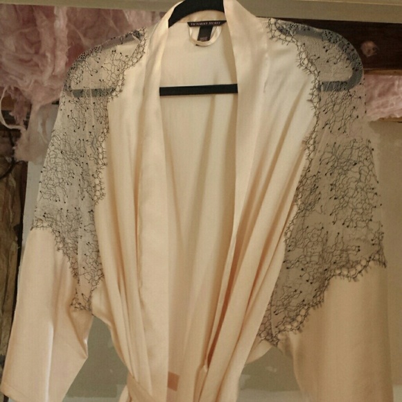 Victoria's Secret Robe