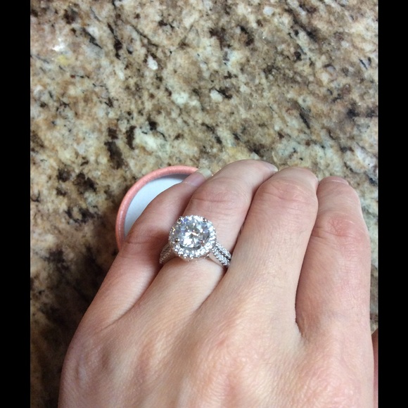 New 925 silver engagement wedding ring