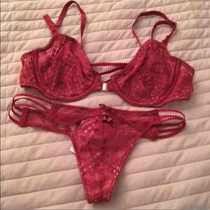Very sexy vs brown set bra plus thong nwt