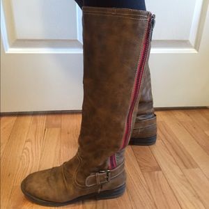 Steve Madden Girl Zandora Brown Distressed Boots