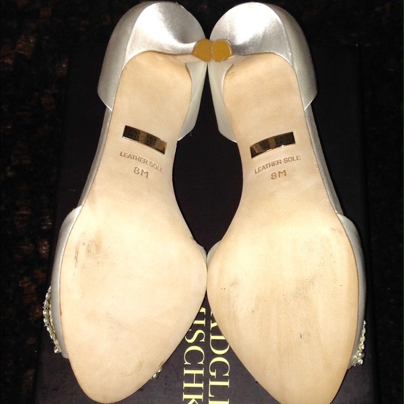 New in box Badgley Mischka Size8 bridal heels - Picture 2 of 4