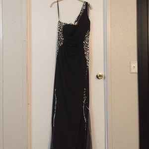 Black prom dress