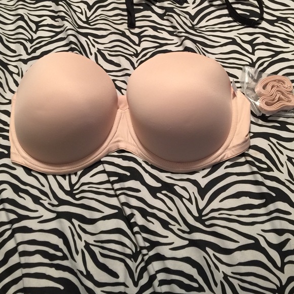Strapless VS PINK bra