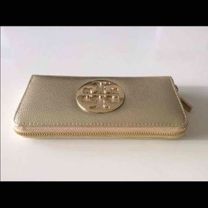 Tori Burch gold wallet !!