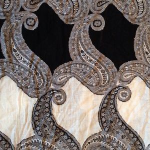 B&W paisley Pashmina